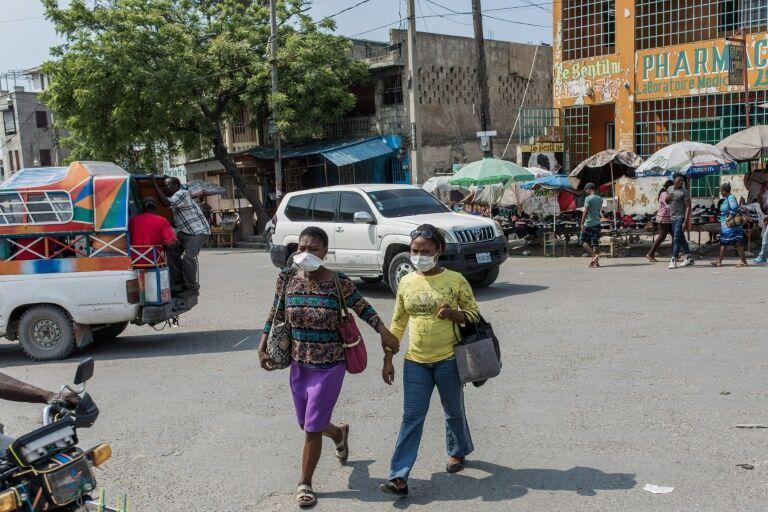 فقر و بیماری کرونا در هائیتی جان مردم را می گیرد